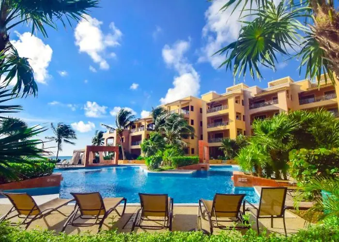Ground Floor Oceanfront El Faro Condo, Great For Families Coral 101 * Playa del Carmen
