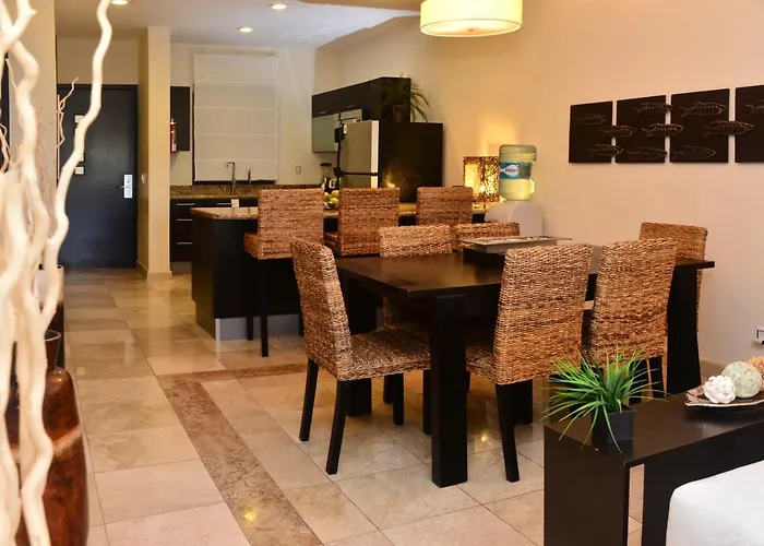 Ground Floor Oceanfront El Faro Condo, Great For Families Coral 101 Hotel