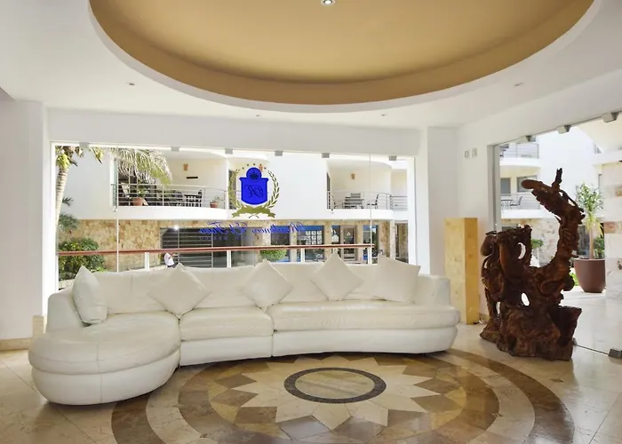 Hotel Ground Floor Oceanfront El Faro Condo, Great For Families Coral 101 Playa del Carmen