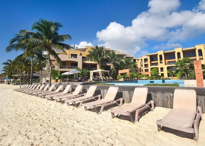 Ground Floor Oceanfront El Faro Condo, Great For Families Coral 101 * Playa del Carmen
